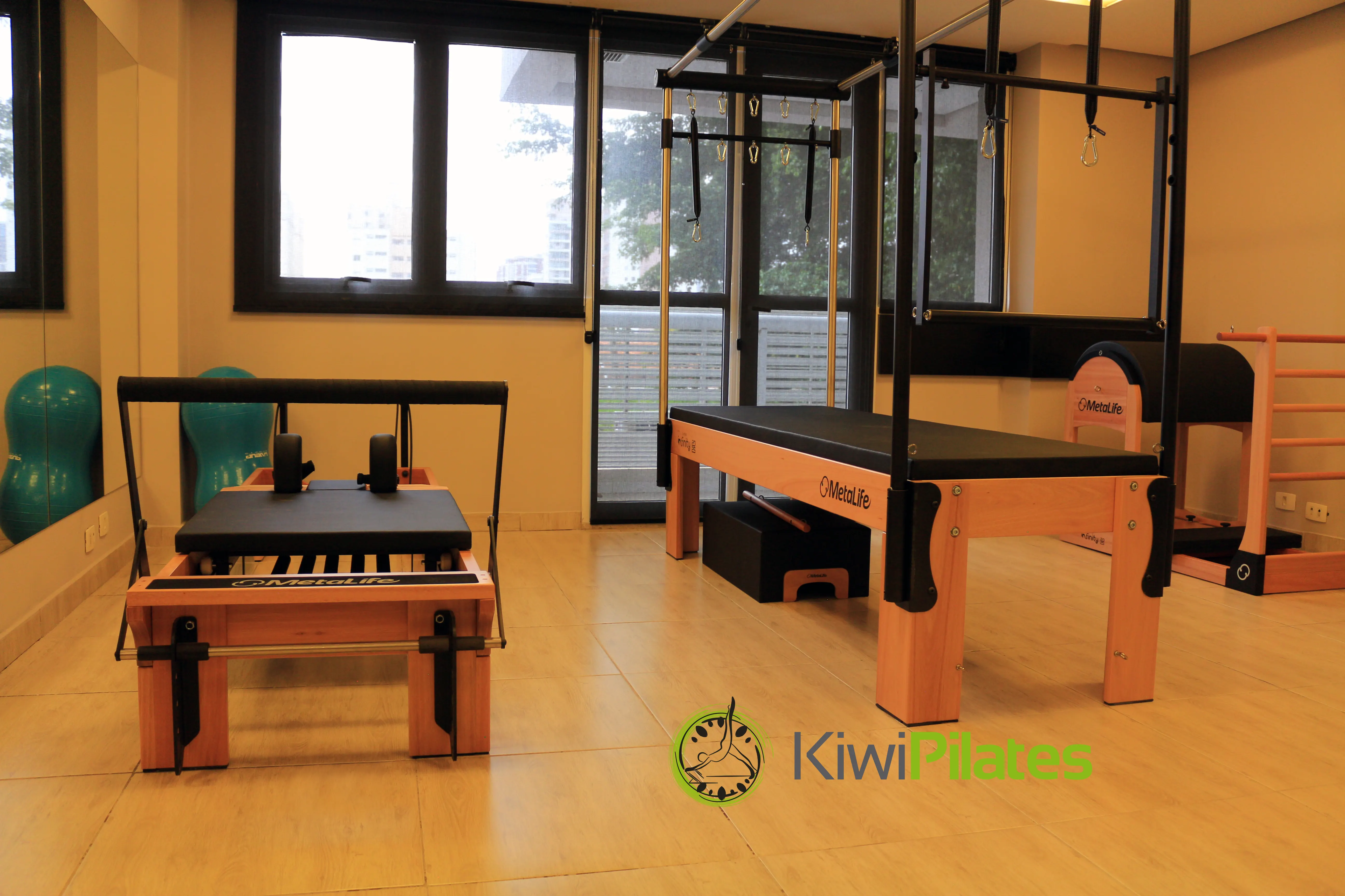 Detalhe dos equipamentos do estúdio